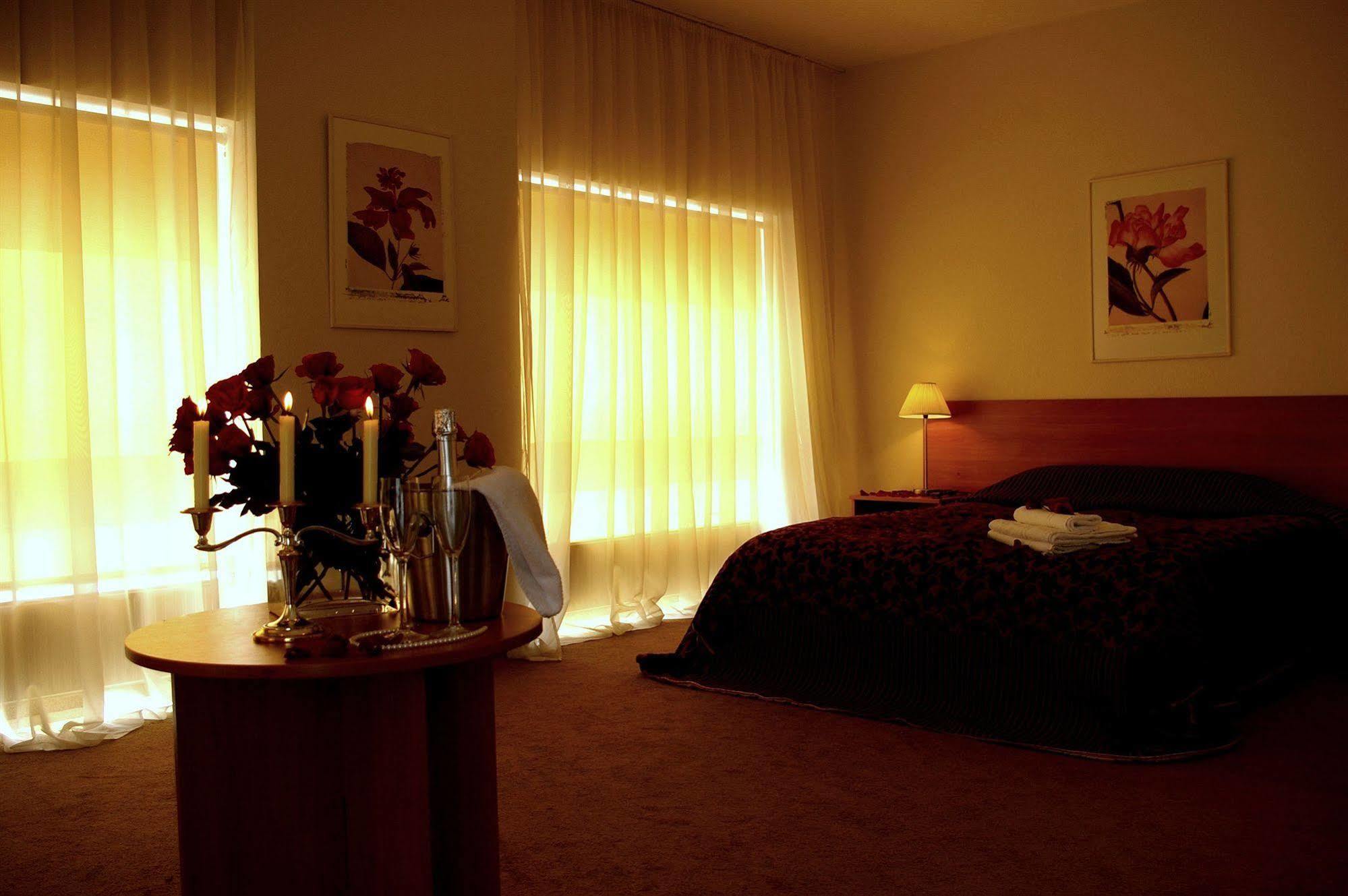 Centre Hotel 考纳斯 外观 照片